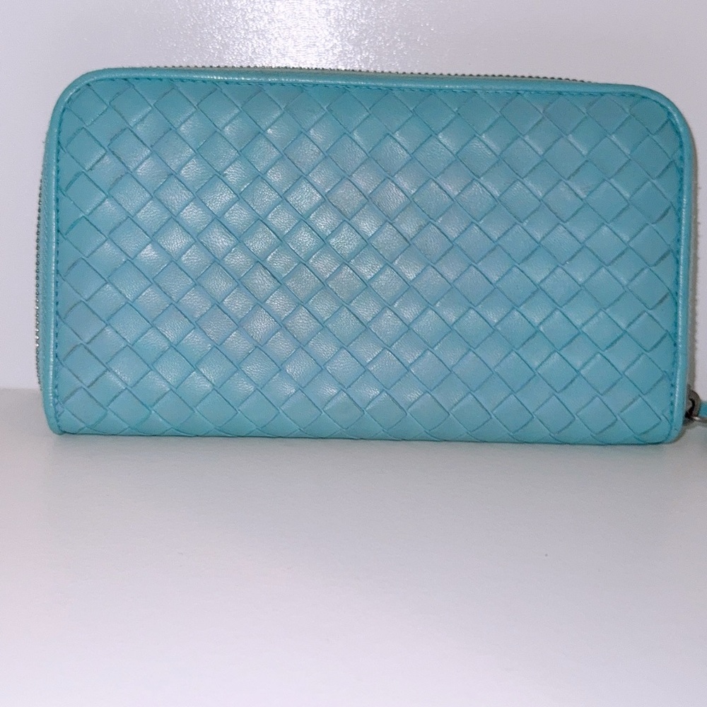 ~ SOLD ~ BOTTEGA VENETA Intrecciato Zipper Around Long Lambskin Wallet